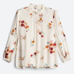 LUQ Cebria Mockneck Swiss Dot Top